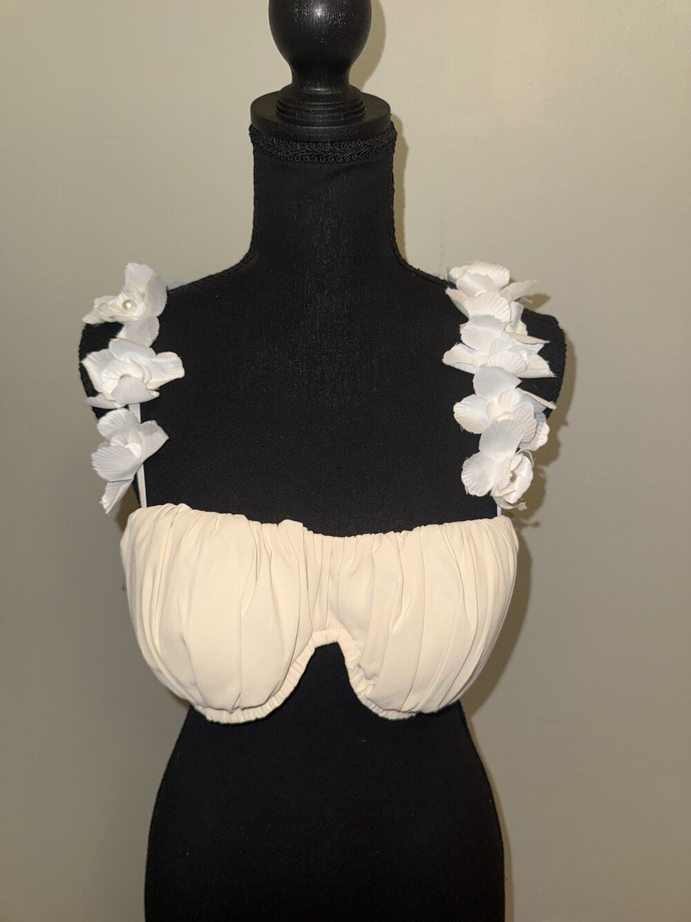 Blithe LA Shell Shaped Bra Top Faux Flowers Beige Color Size Large Mermaid